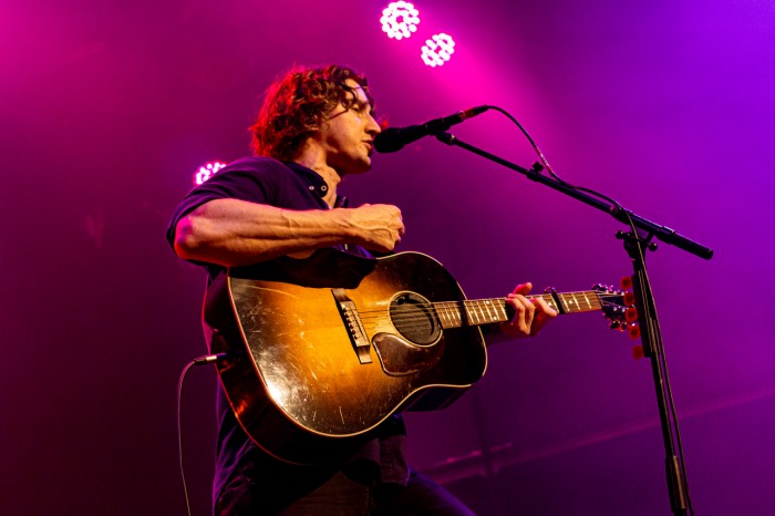 Dean Lewis playing the guitar in Houston for the "A Place We Knew Tour"